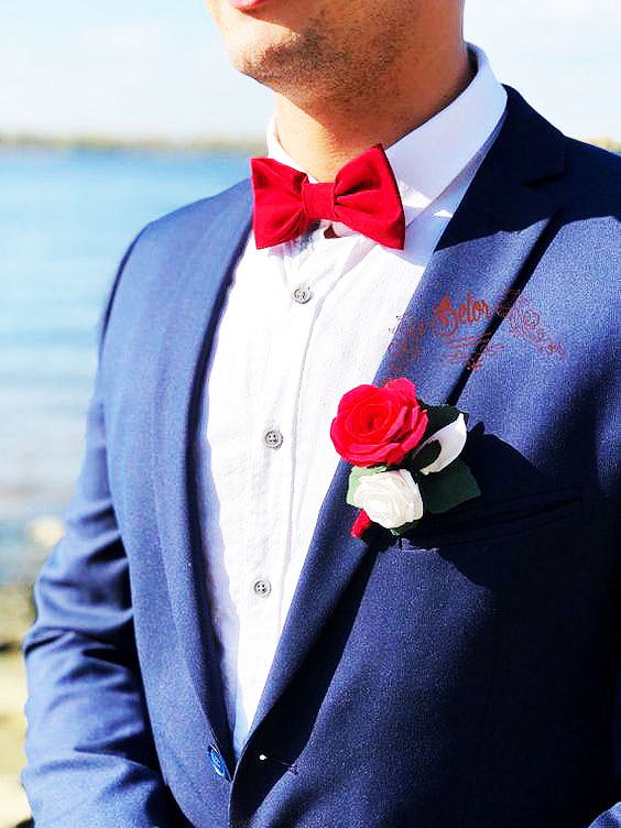 BOW TIE